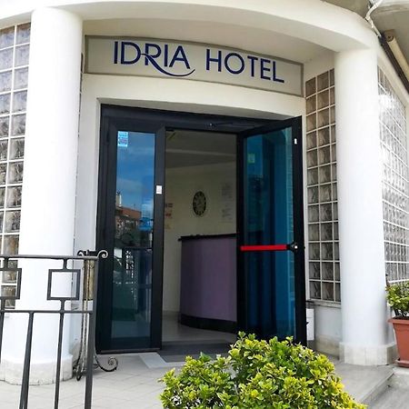 Idria Hotel Тиволи Экстерьер фото