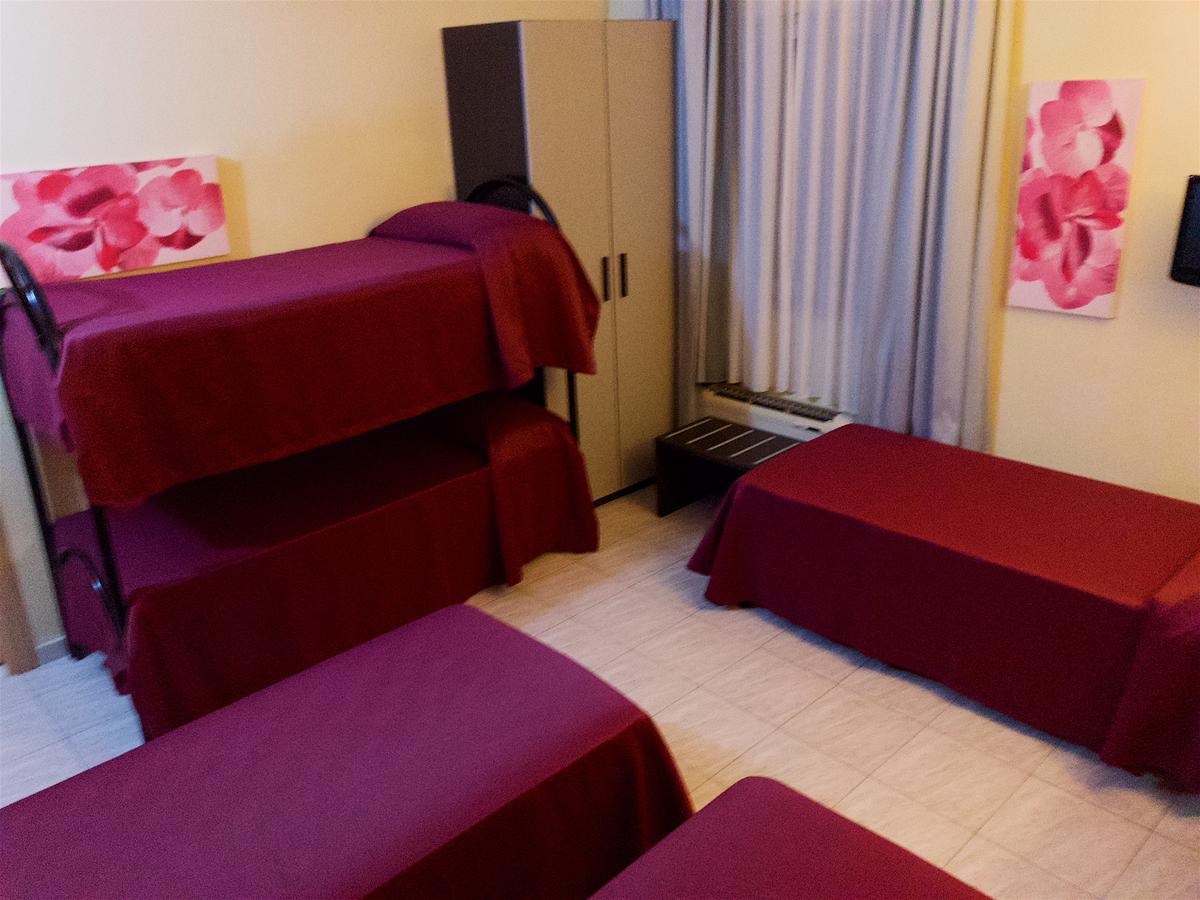 Idria Hotel Тиволи Экстерьер фото