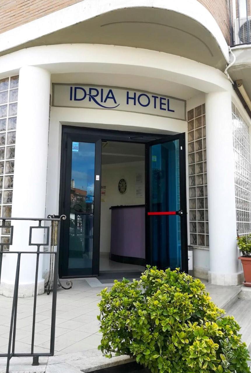 Idria Hotel Тиволи Экстерьер фото